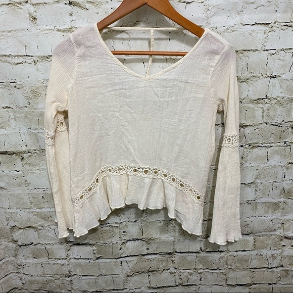Altar'd State Tops - Altar’d State Cream Crinkle Bell Sleeve Boho Top